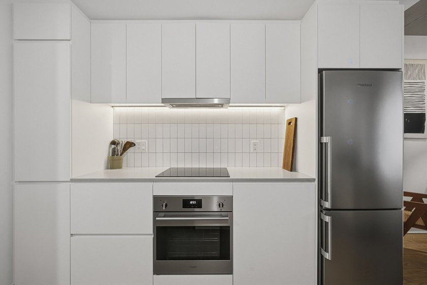 Elegant condo d'une chambre, entierement meuble, situe dans un - photo 8