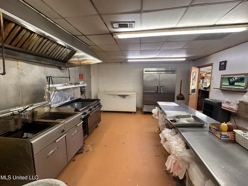 Outstanding opportunity to own a 3,362 SqFt restaurant/ - photo 16