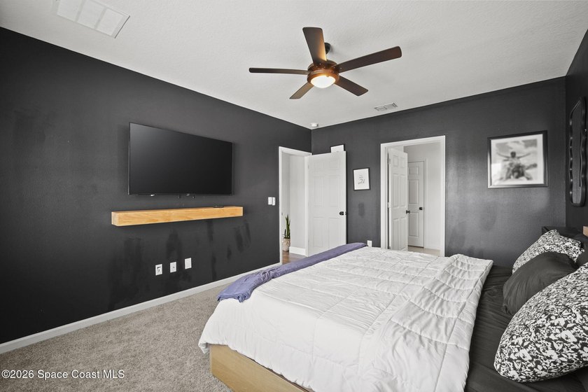 Seller is offering $5,000 towards buyers closing costs and - photo 17