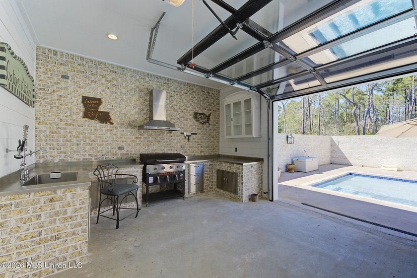 Exceptional newer construction in beautiful Glen Eagle offering - photo 32
