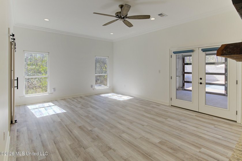 Exceptional newer construction in beautiful Glen Eagle offering - photo 37