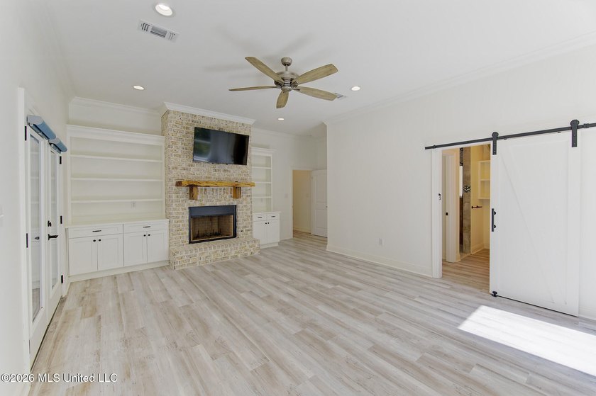 Exceptional newer construction in beautiful Glen Eagle offering - photo 38