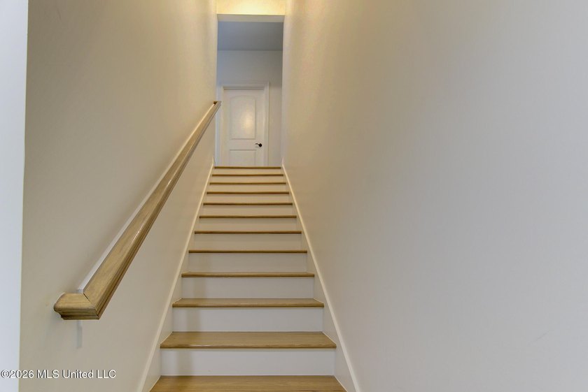 Exceptional newer construction in beautiful Glen Eagle offering - photo 45