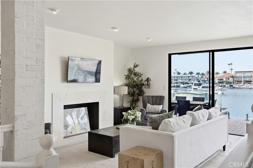 A premier Newport Harbor lifestyle awaits at 205 Via Lido Soud - photo 31