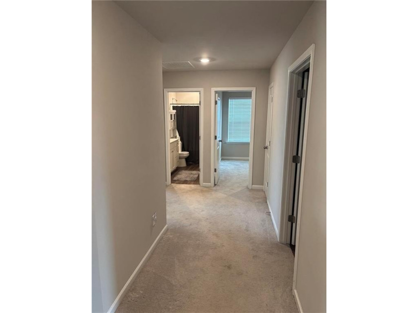 Welcome home to this beautiful, maintained brick home with a - photo 34