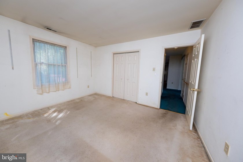 Spacious and inviting, this oversized Cape Cod offers 1900 - photo 13