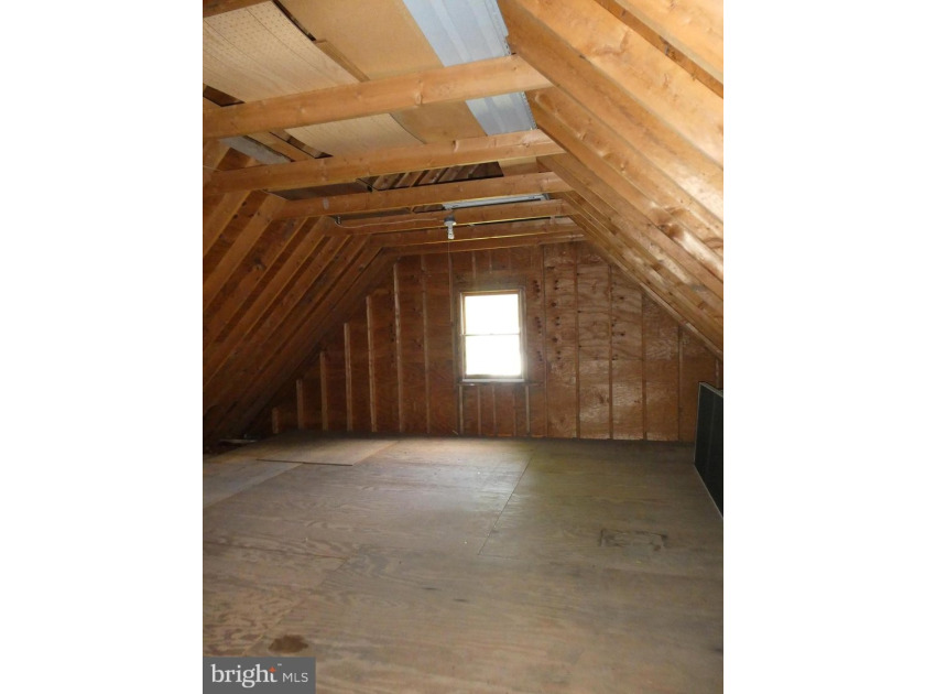 Spacious and inviting, this oversized Cape Cod offers 1900 - photo 27