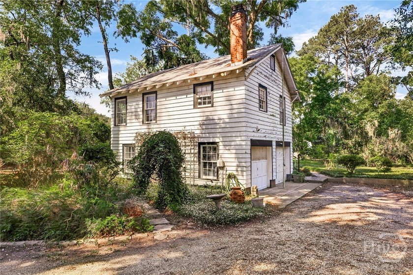 Rare west-facing waterfront coastal retreat offers the perfect - photo 14