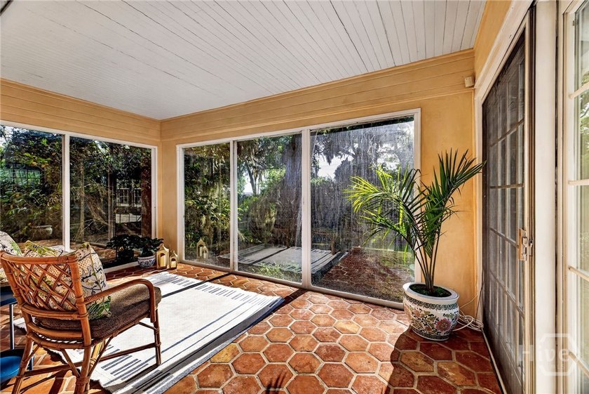Rare west-facing waterfront coastal retreat offers the perfect - photo 18