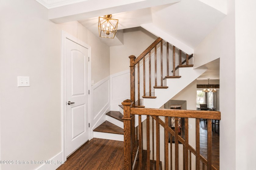 Welcome to 7 Bogota St - Beautiful legal 2 family detached - photo 23