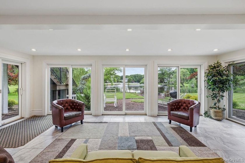 A Private Estate with Breathtaking Pond Views Tucked away at the - photo 38