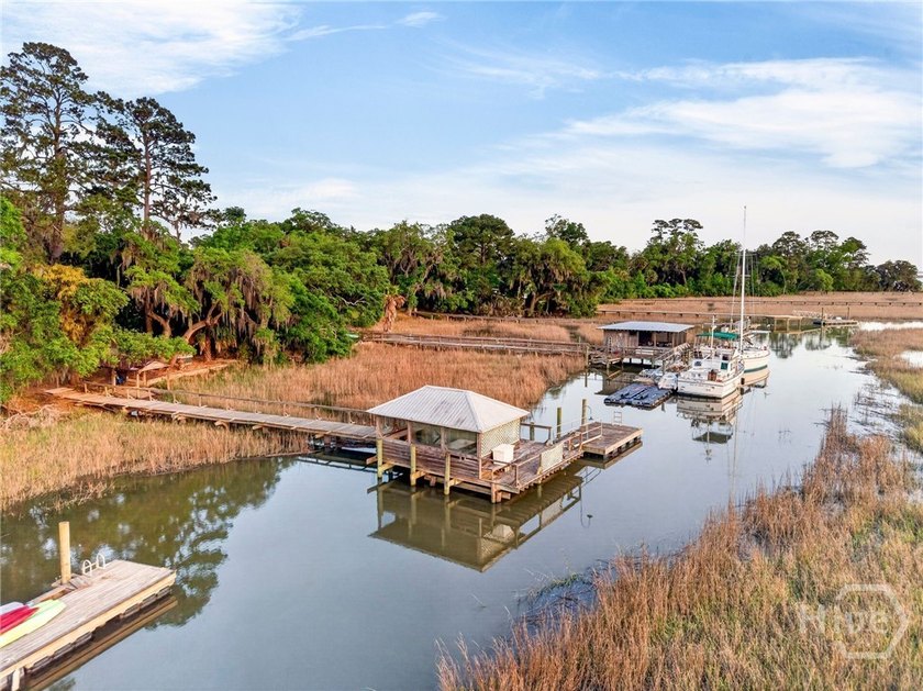 Rare west-facing waterfront coastal retreat offers the perfect - photo 55