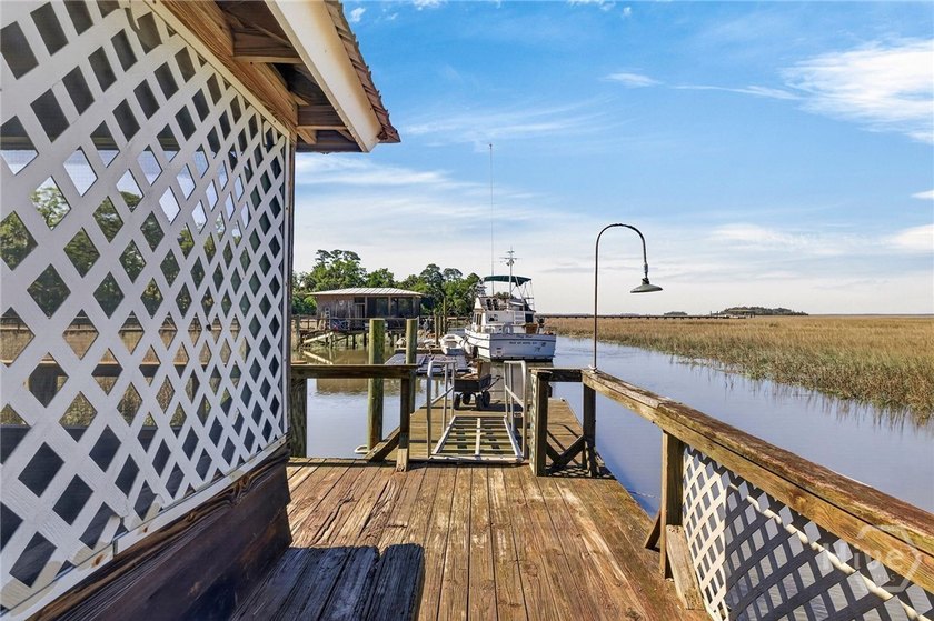 Rare west-facing waterfront coastal retreat offers the perfect - photo 59