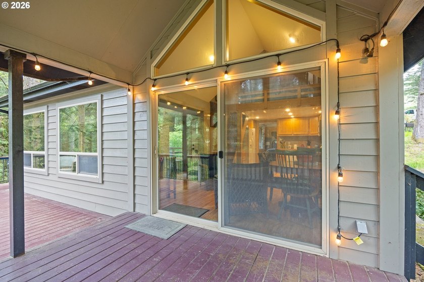 Wooded coastal retreat in the highly desirable Whaleshead Beach - photo 2