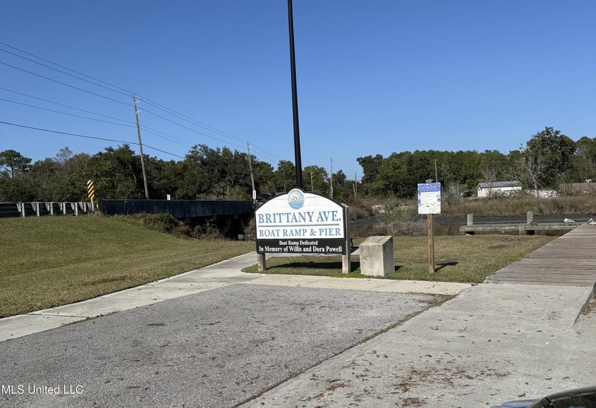 Rare find! Almost a half of acre lot in St Martin. .40 acre - photo 6