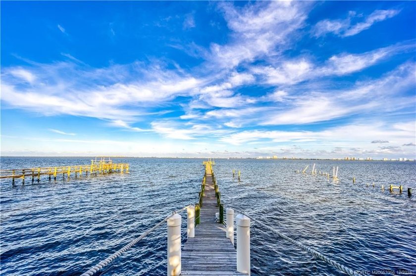 Prime Waterfront Property. Located on the scenic Indian River - photo 36