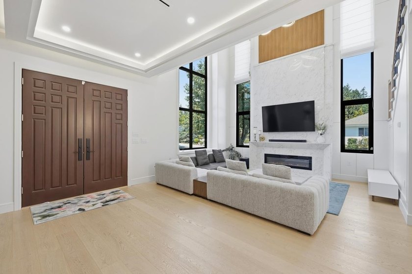 Custom built home to a higher standard in the ever popular OCEAN - photo 3