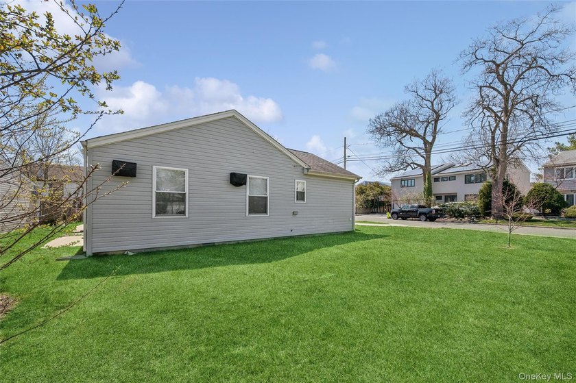 Searching for a home with the perfect layout and actual room to - photo 13