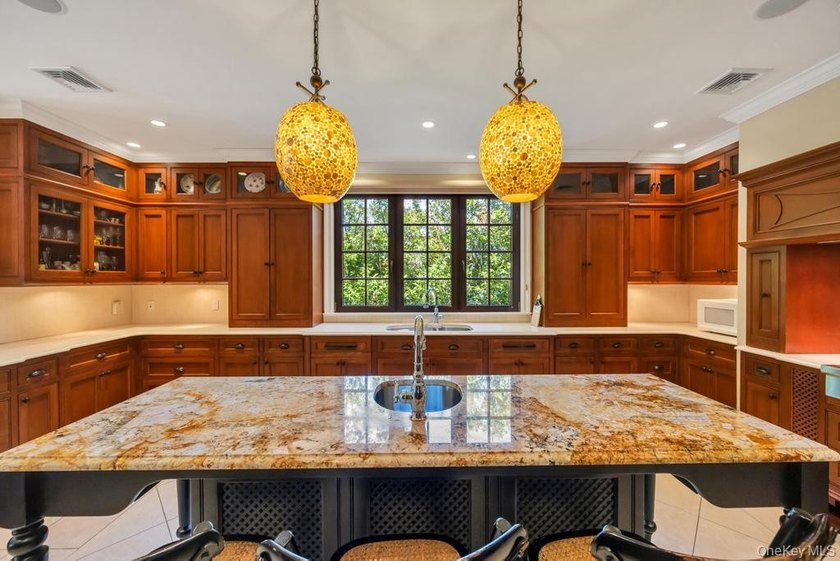 Welcome to an exquisite custom-built masterpiece nestled at 48 - photo 15
