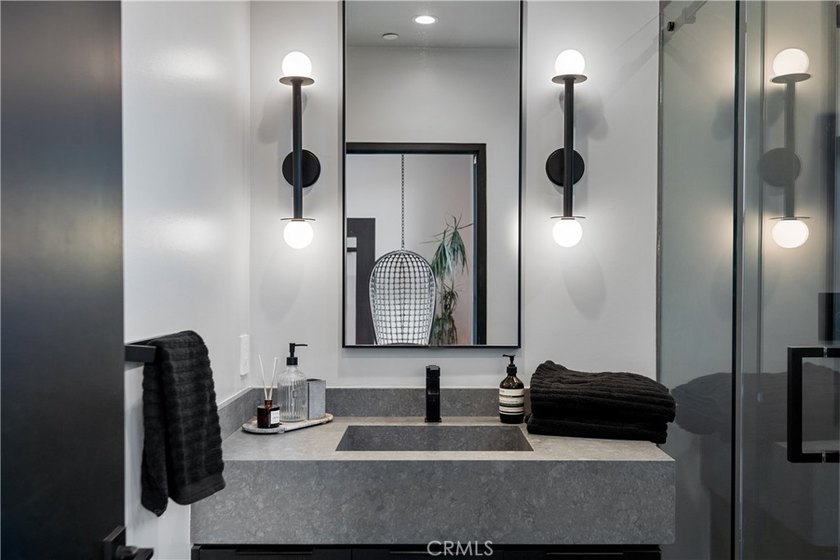 A one of a kind, warm and inviting custom Studio City hillside - photo 35