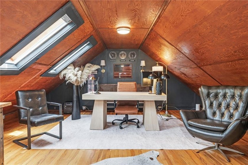 A gracious residence tucked along a picturesque street just off - photo 35