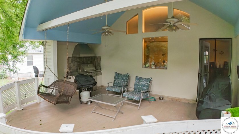Fantastic 5-bedroom, 4.5-bath home with massive 24x54 garage on - photo 39