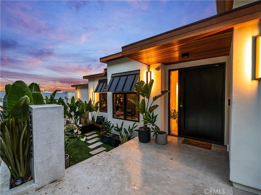 A one of a kind, warm and inviting custom Studio City hillside - photo 44