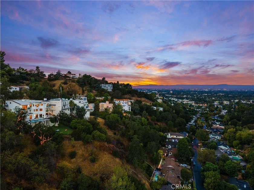 A one of a kind, warm and inviting custom Studio City hillside - photo 45