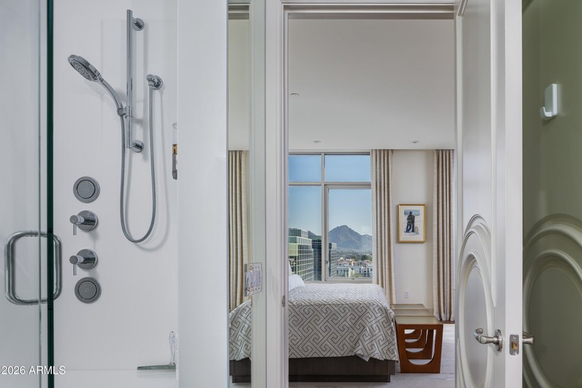 The crown jewel of the ultra luxurious Esplanade Place - photo 24