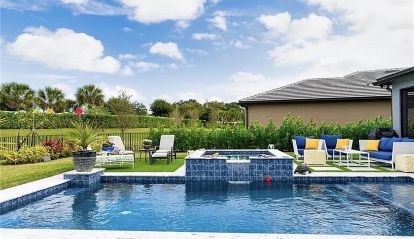 Discover this stunning 3BR/2.5BA pool home in the sought-after - photo 7