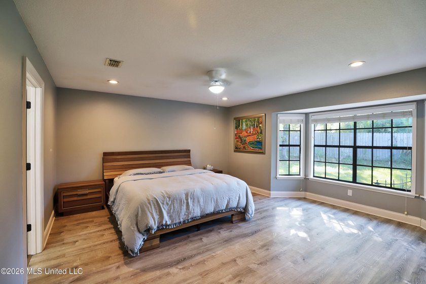 Beautiful updated family home . The home features valuted - photo 12