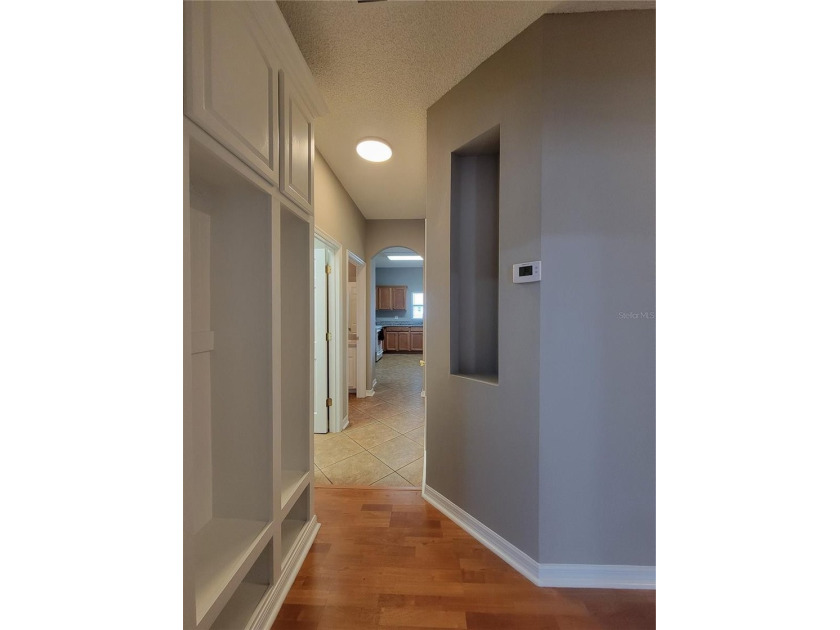 Virtually Staged. Immaculate Cute and Cozy house in Northshore - photo 27