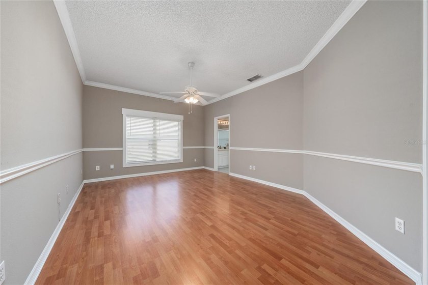 Virtually Staged. Immaculate Cute and Cozy house in Northshore - photo 30