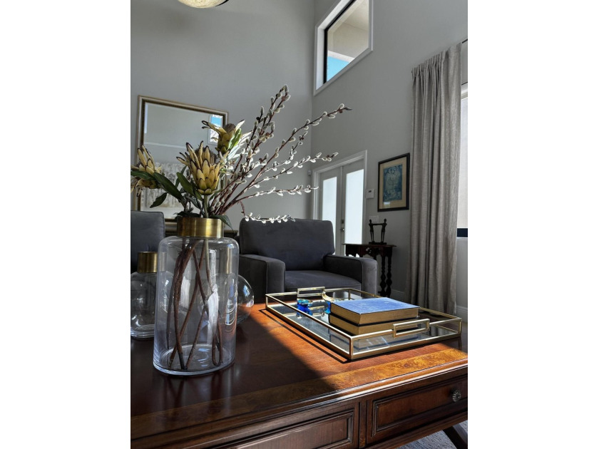 A completely &amp; tastefully upgraded home on a culdesac does exist - photo 8