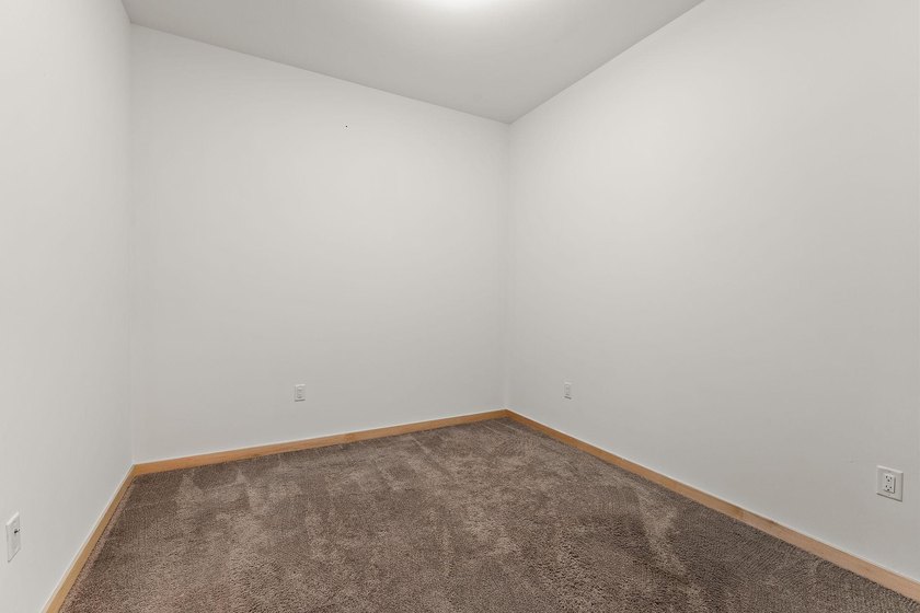 Enjoy modern city living in this beautiful 2-bedroom, 2-bath - photo 12