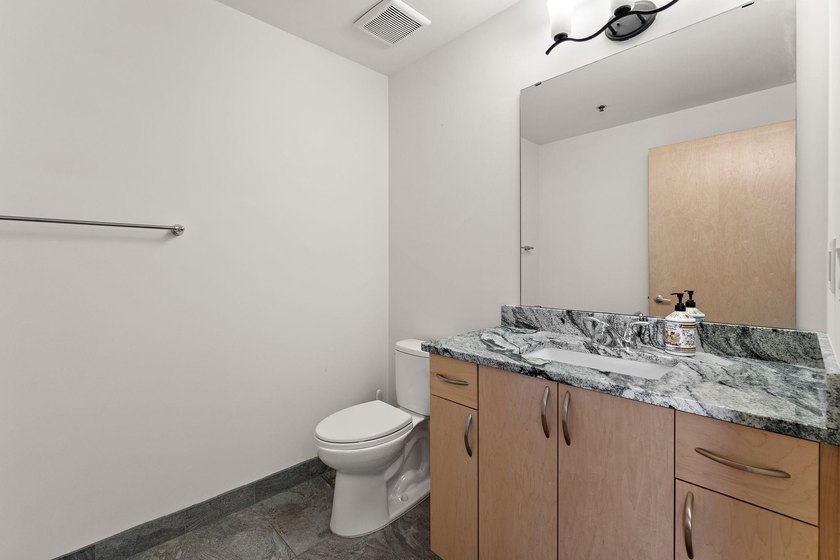 Enjoy modern city living in this beautiful 2-bedroom, 2-bath - photo 18