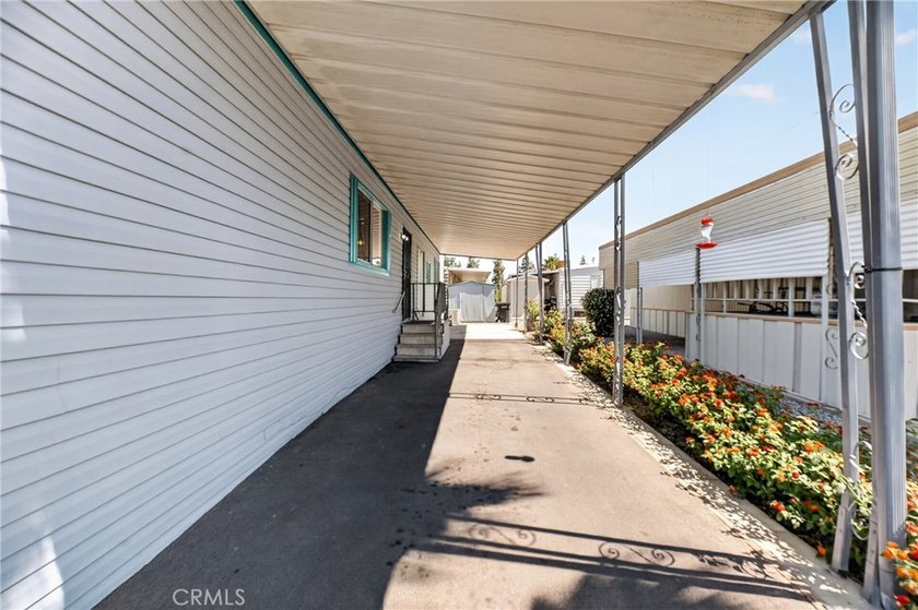 Make this beautiful house your new home in a premier 55+ - photo 4