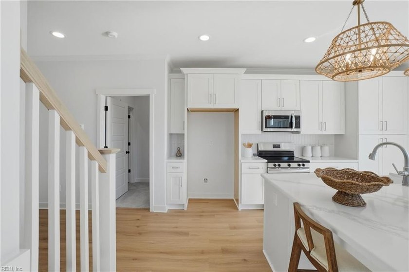 Welcome to the Lily Model by Virginia Builders in charming Cape - photo 11