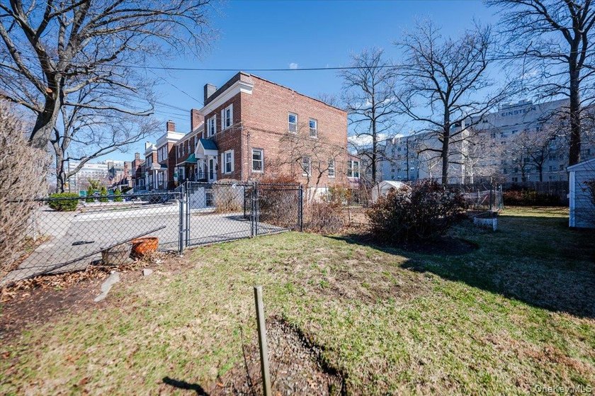 Welcome to 1776 Seminole Avenue, a rare opportunity in the heart - photo 27