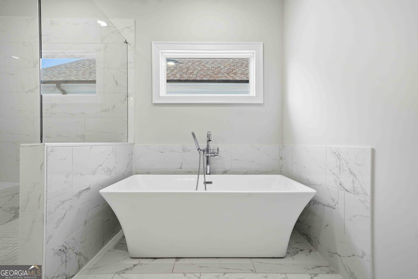 Elegant Calhoun Plan by The Providence Group - Luxury, Space &amp; - photo 31