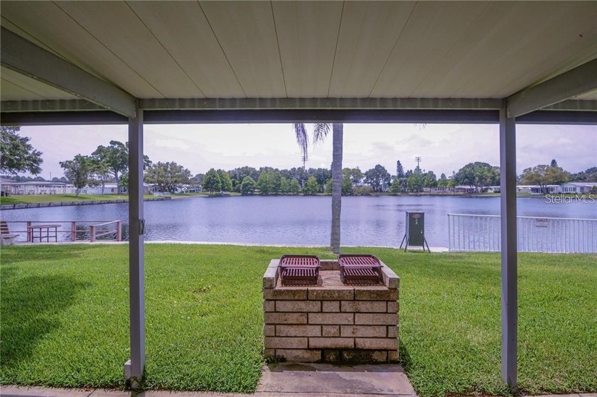 Welcome home to this fantastic 3-bedroom,2-bathroom, 2-car - photo 31