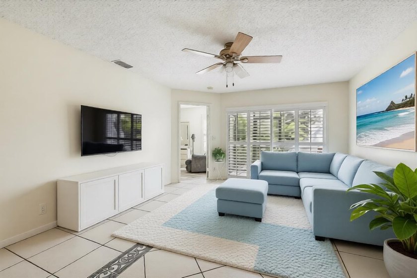 Beautiful 2 Bed/2 Bath 1st floor Condo in the highly desirable - photo 8