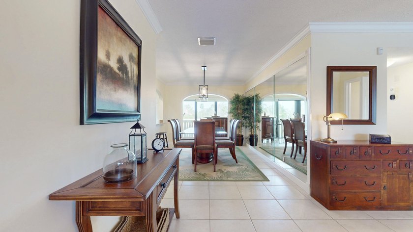 Immaculate lakeside 2nd floor 3-bedroom, 2-bathroom condo in - photo 10