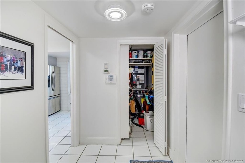 Welcome to this beautifully maintained 2-bedroom, 2-bath - photo 13