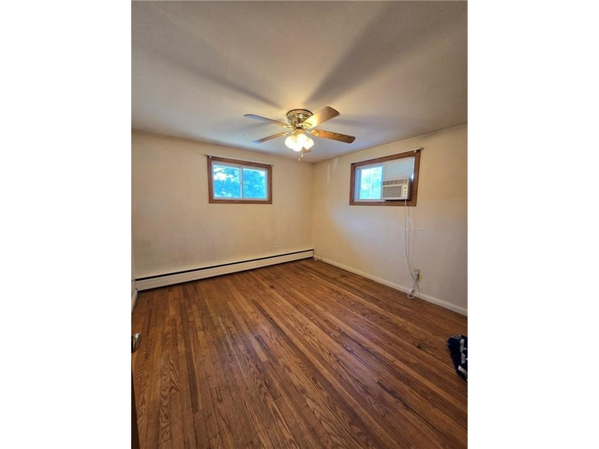 DON'T MISS THIS AFFORDABLE 3-BEDROOM RANCH! Offering Convenient - photo 15