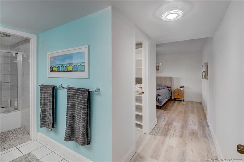 Welcome to this beautifully maintained 2-bedroom, 2-bath - photo 19