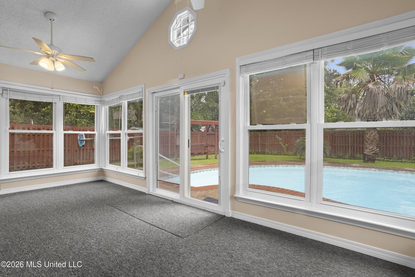 Great Home with Incredible Potential! This 3-bedroom, 2-bath - photo 26