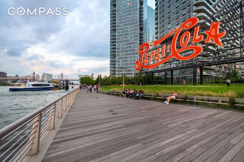 Priced to Sell! Motivated seller. This sprawling sun-blasted one - photo 22