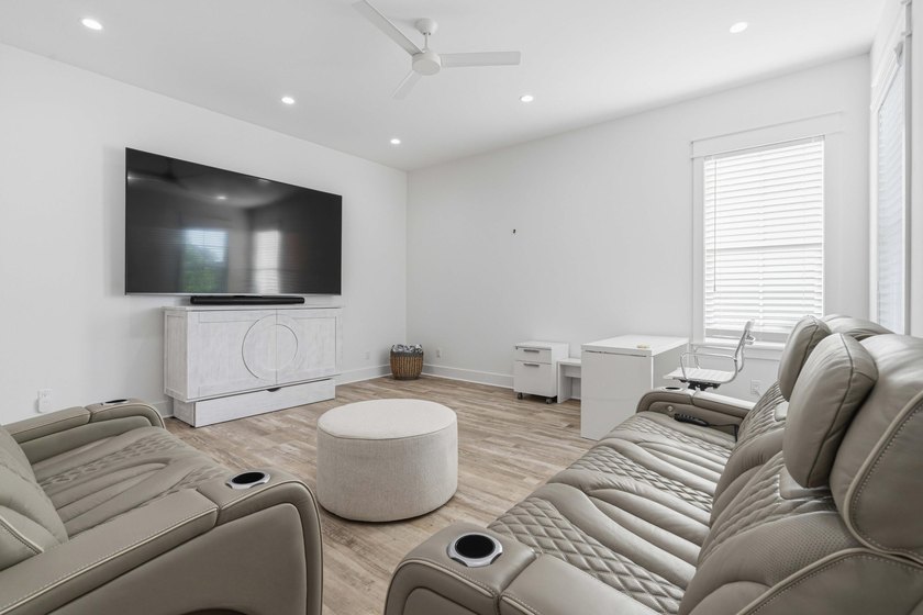 Experience an extraordinary blend of luxury, tennis, and coastal - photo 27