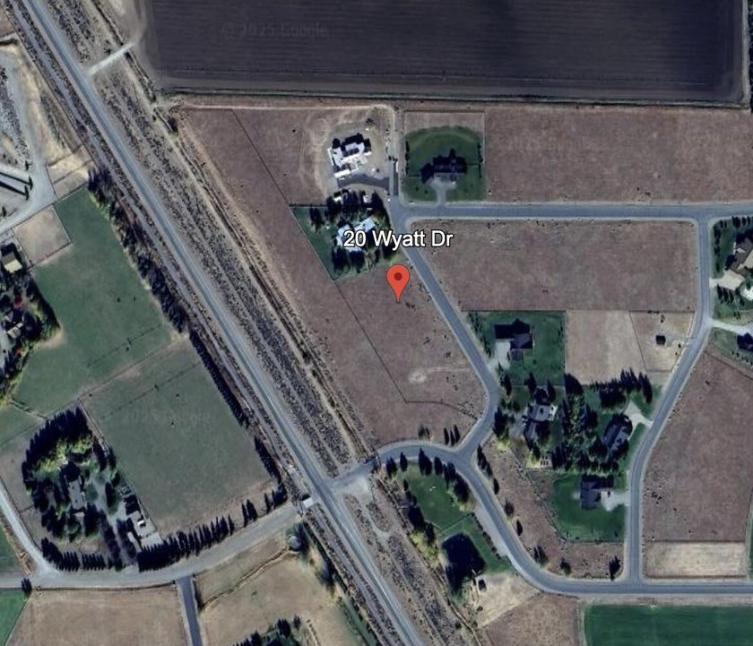 Build your dream home on this exceptional 1.0-acre lot in - photo 9